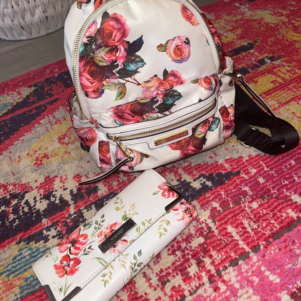 Juicy couture purse/mini bookbag & NineWest wallet